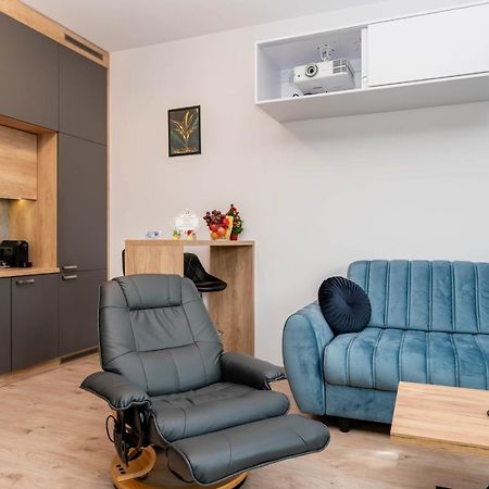 Апартаменти Apartwro - Apartament Przy Wyspie Slodowej, Garaz, Projektor, Rowery Вроцлав Екстер'єр фото