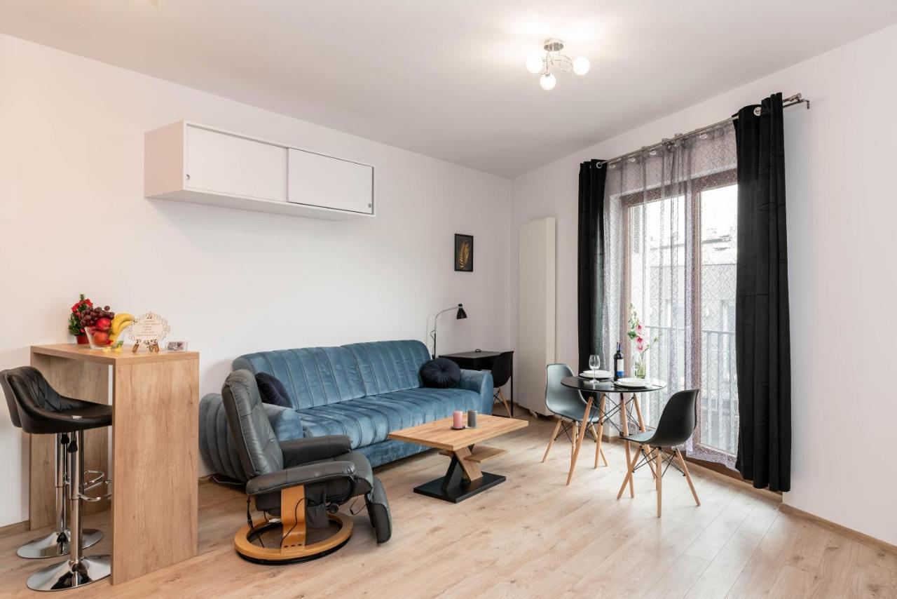 Апартаменти Apartwro - Apartament Przy Wyspie Slodowej, Garaz, Projektor, Rowery Вроцлав Екстер'єр фото