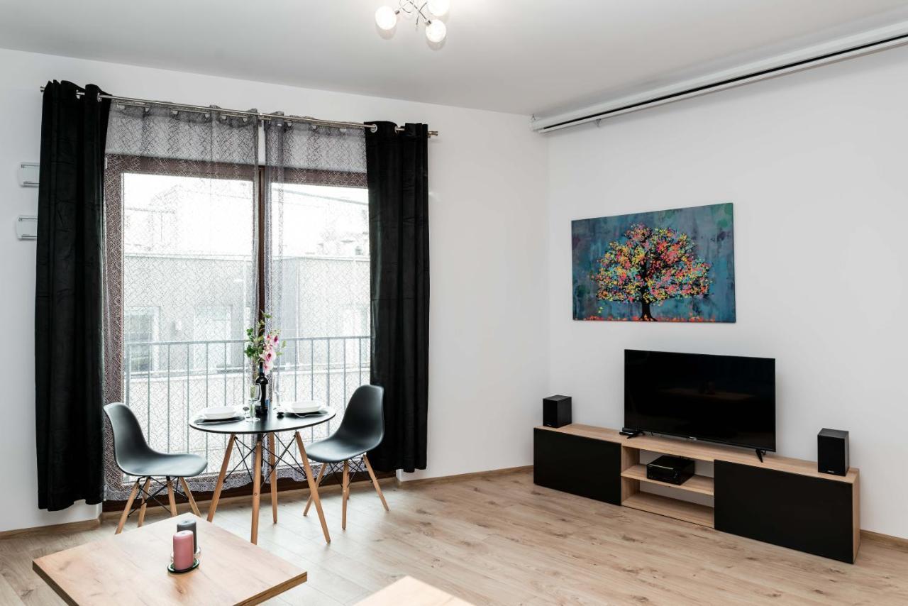 Апартаменти Apartwro - Apartament Przy Wyspie Slodowej, Garaz, Projektor, Rowery Вроцлав Екстер'єр фото
